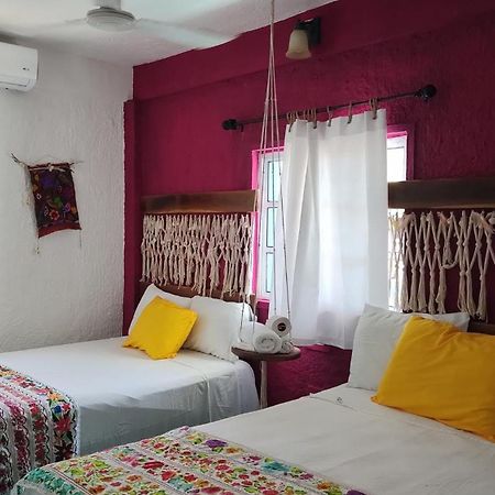 Hotel Gutierrez Celestun Buitenkant foto