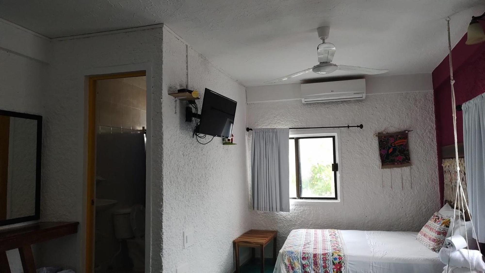 Hotel Gutierrez Celestun Buitenkant foto